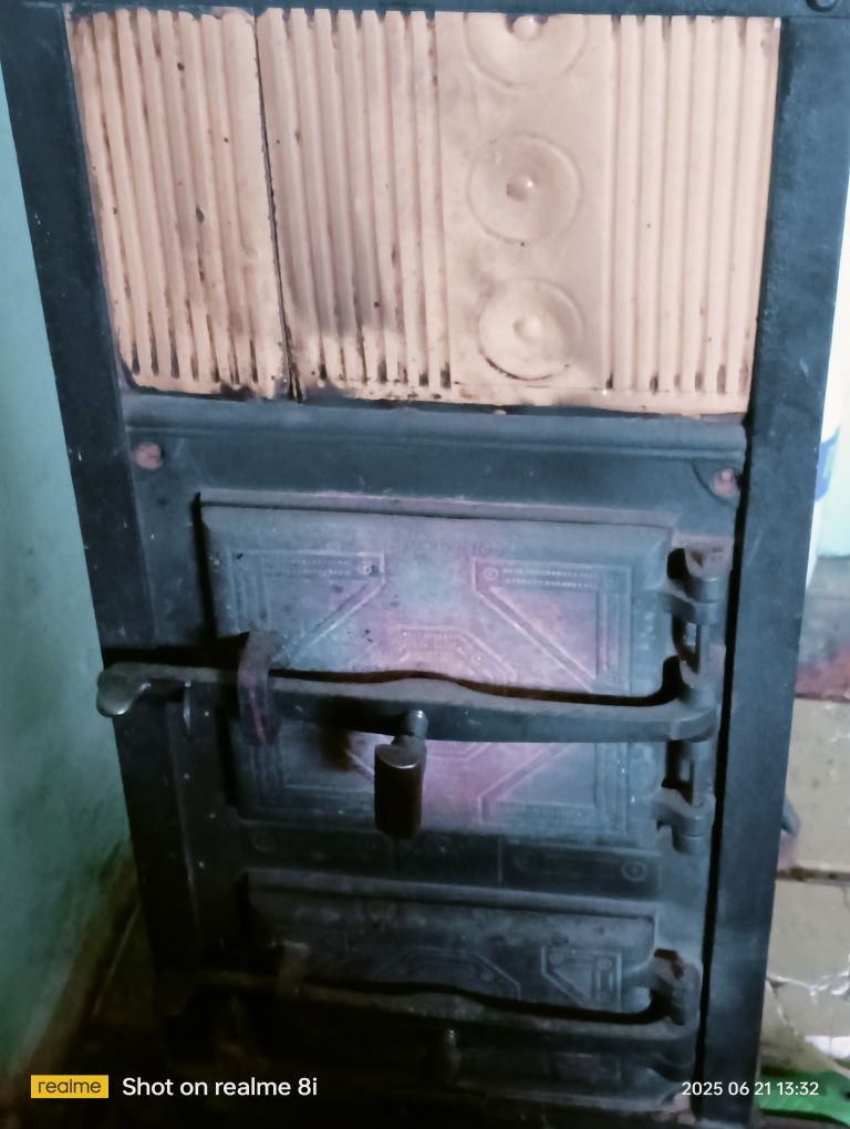 Piec kaflowy koza