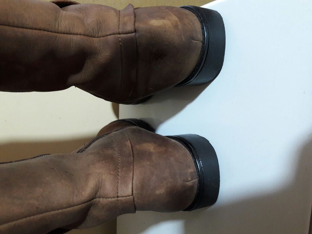 Продам детские сапожки Clarks р.33.5