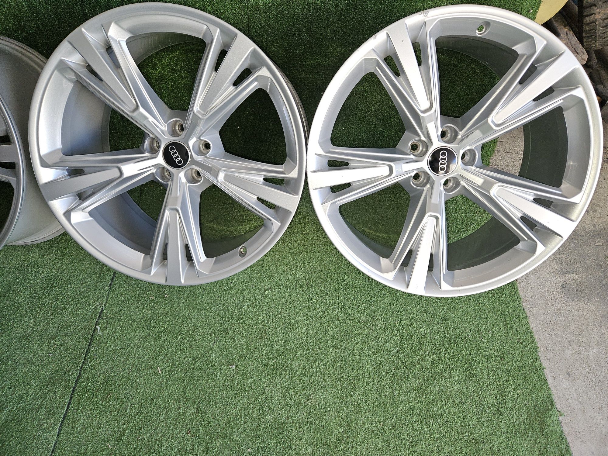 Sprzedam Alufelgi Orginalne Audi 5x112 21 Q7 Q8