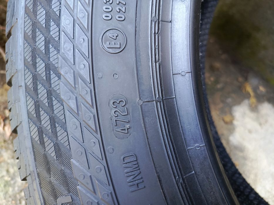 Sprzedam bardzo ładne opony Continental 215/65 r16C