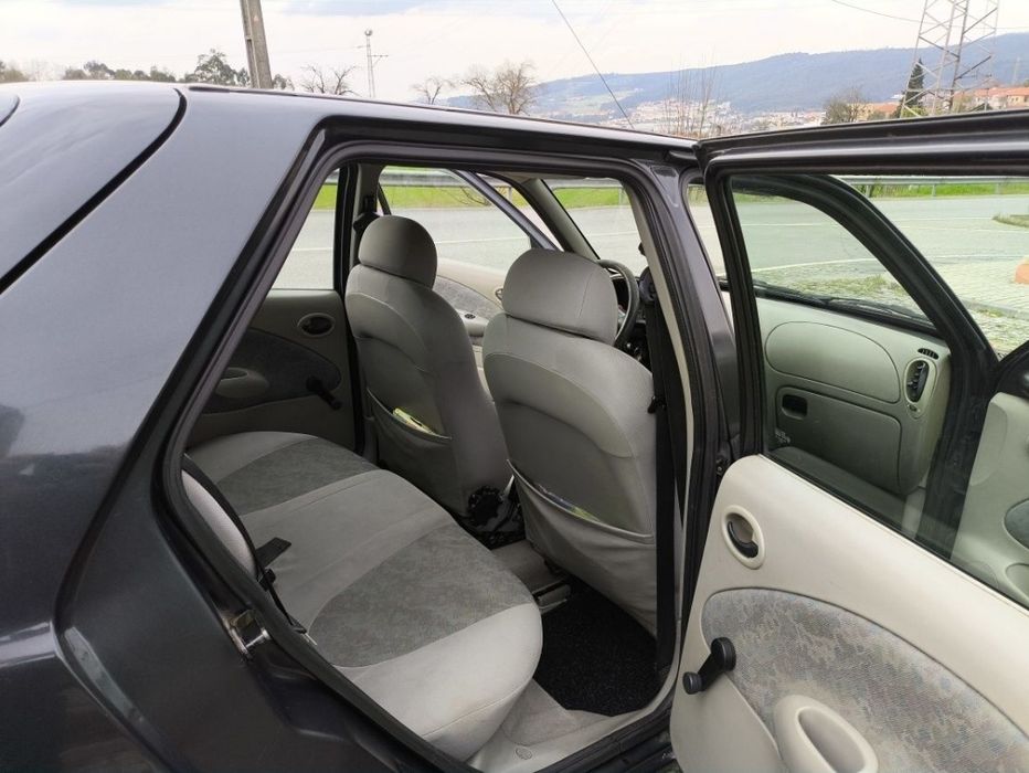 Ford Fiesta POUCOS KM