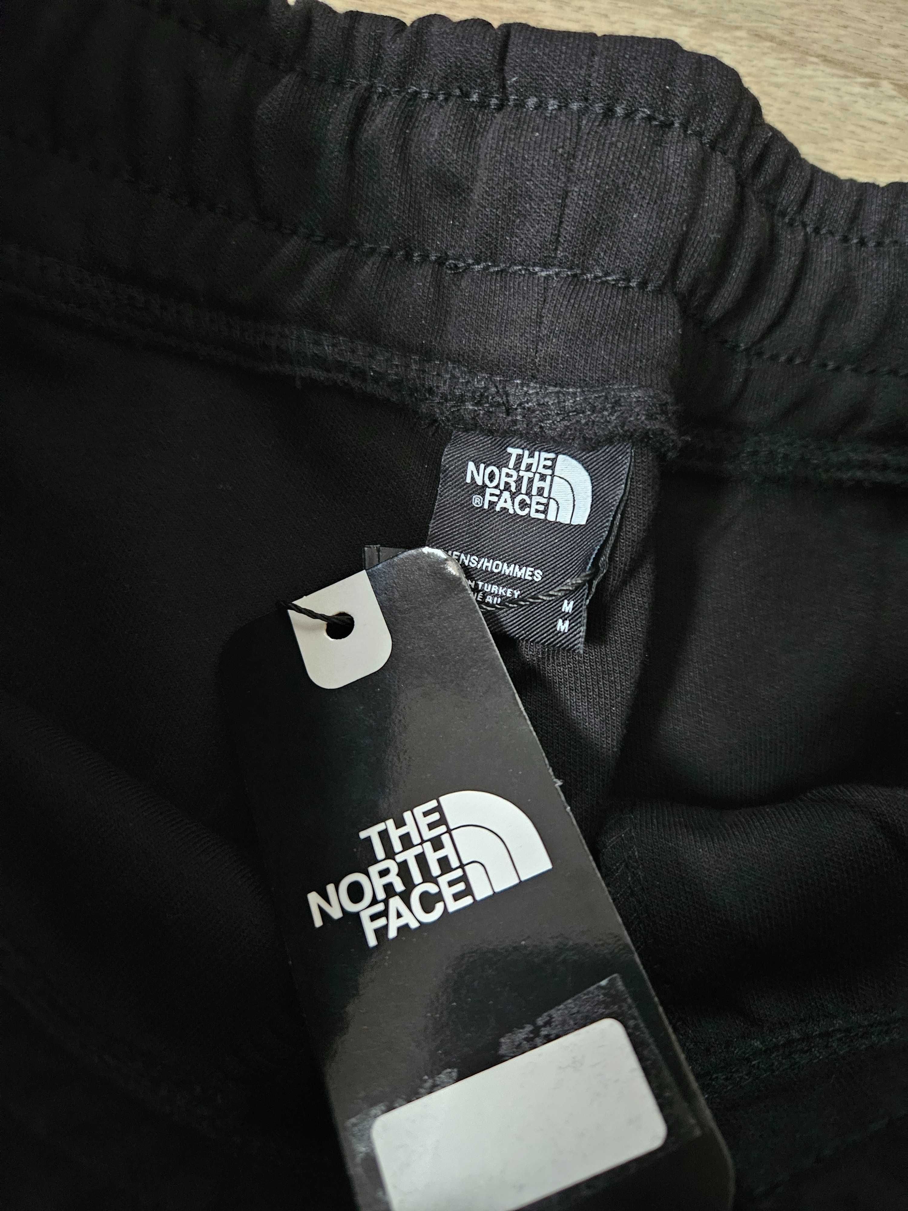 Krótkie spodenki TNF The North Face bojówki szorty rozmiar M NOWE