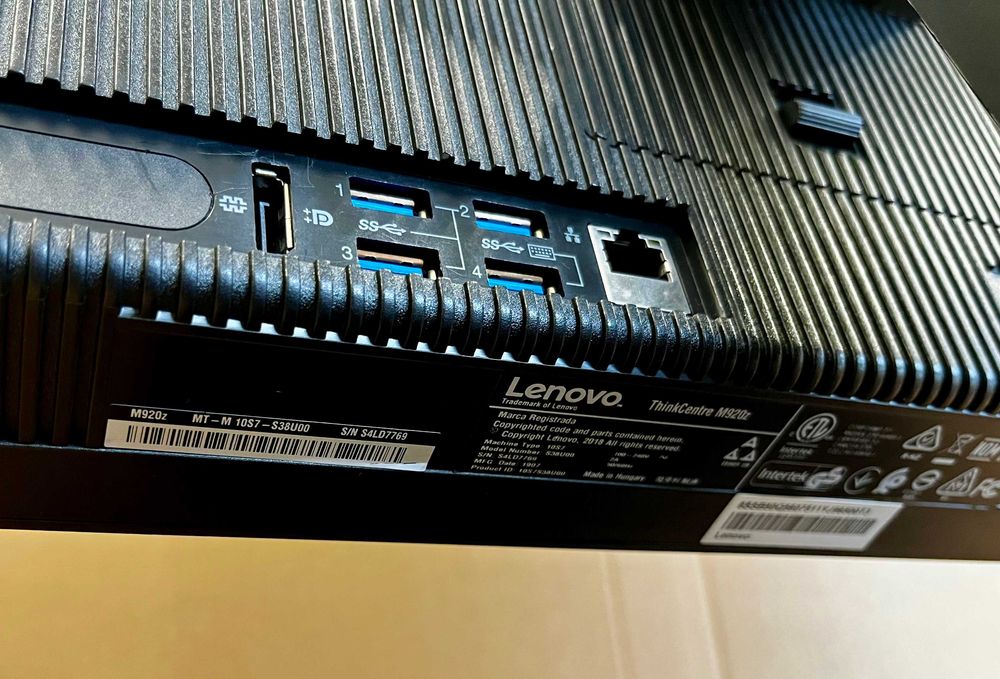 Komputer stacjonarny AIO LENOVO ThinkCenter M920z i5/16GB/256GB M.2