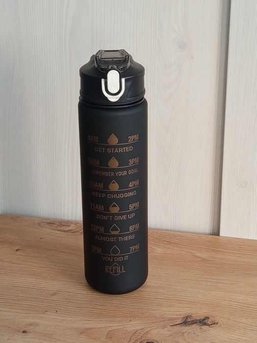 Nowa butelka na wodę 750ml