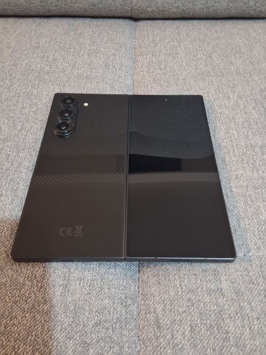 Samsung Z Fold 6 Limited Edition Carbon Antracyt