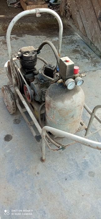 Продам компресор робочий