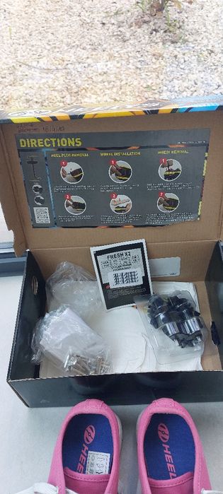 Tenis com rodinhas Heelys x2