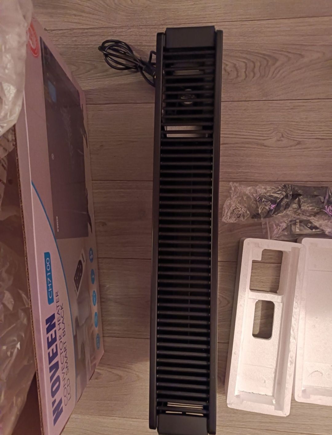 grzejnik elektroniczny firmy N'oveen CH7100 Convector Heater LCD Smart