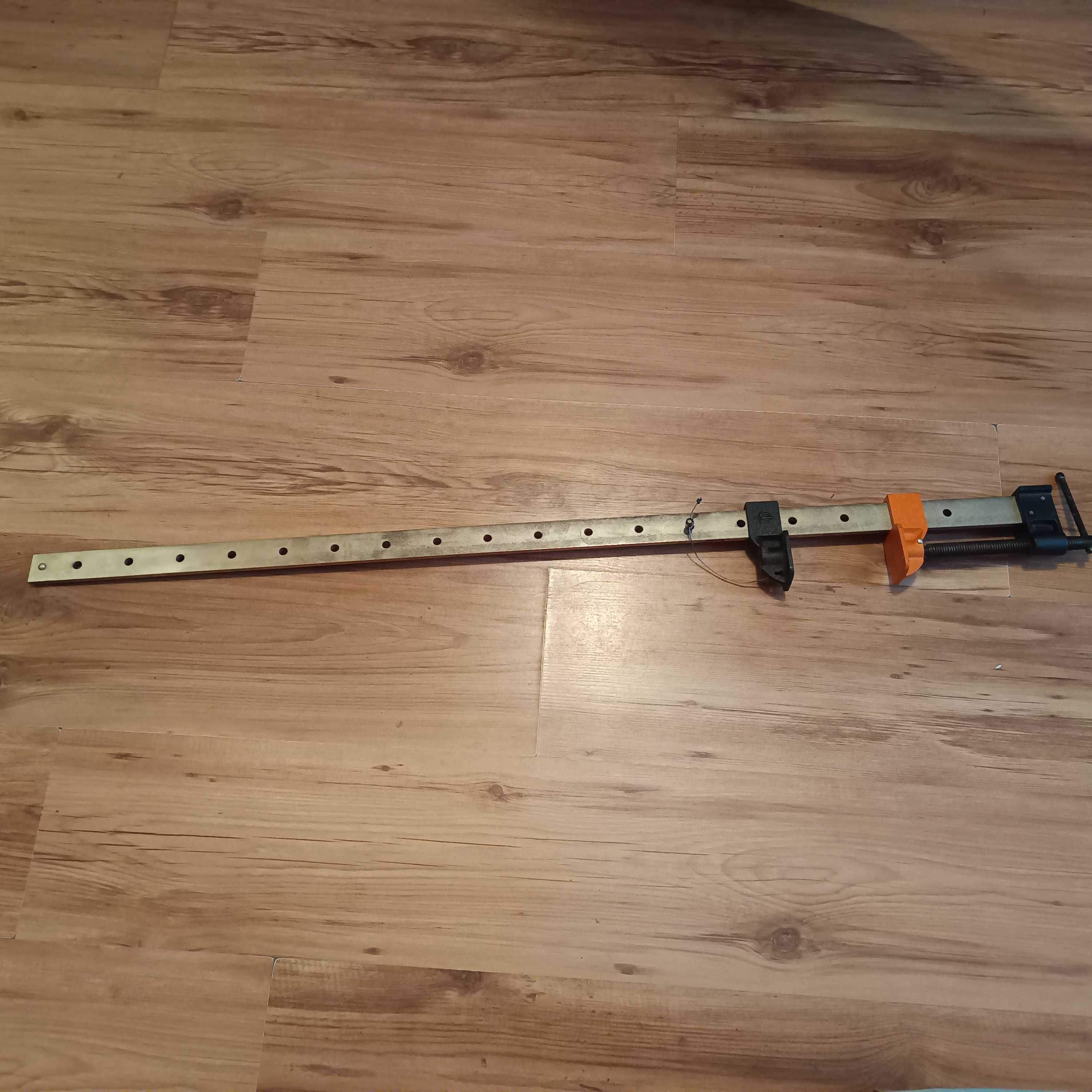 Scisk śrubowy Magnusson 914mm