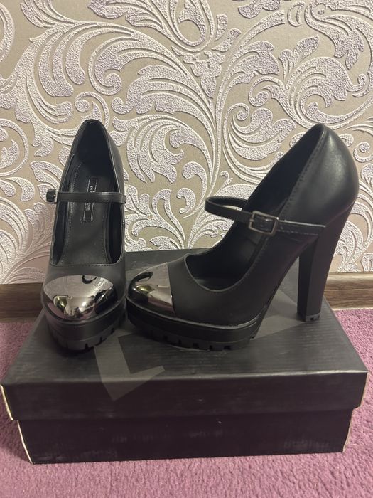 Туфли на каблуке Primadonna