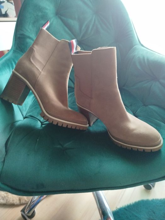 Tommy Hilfiger nowe 38