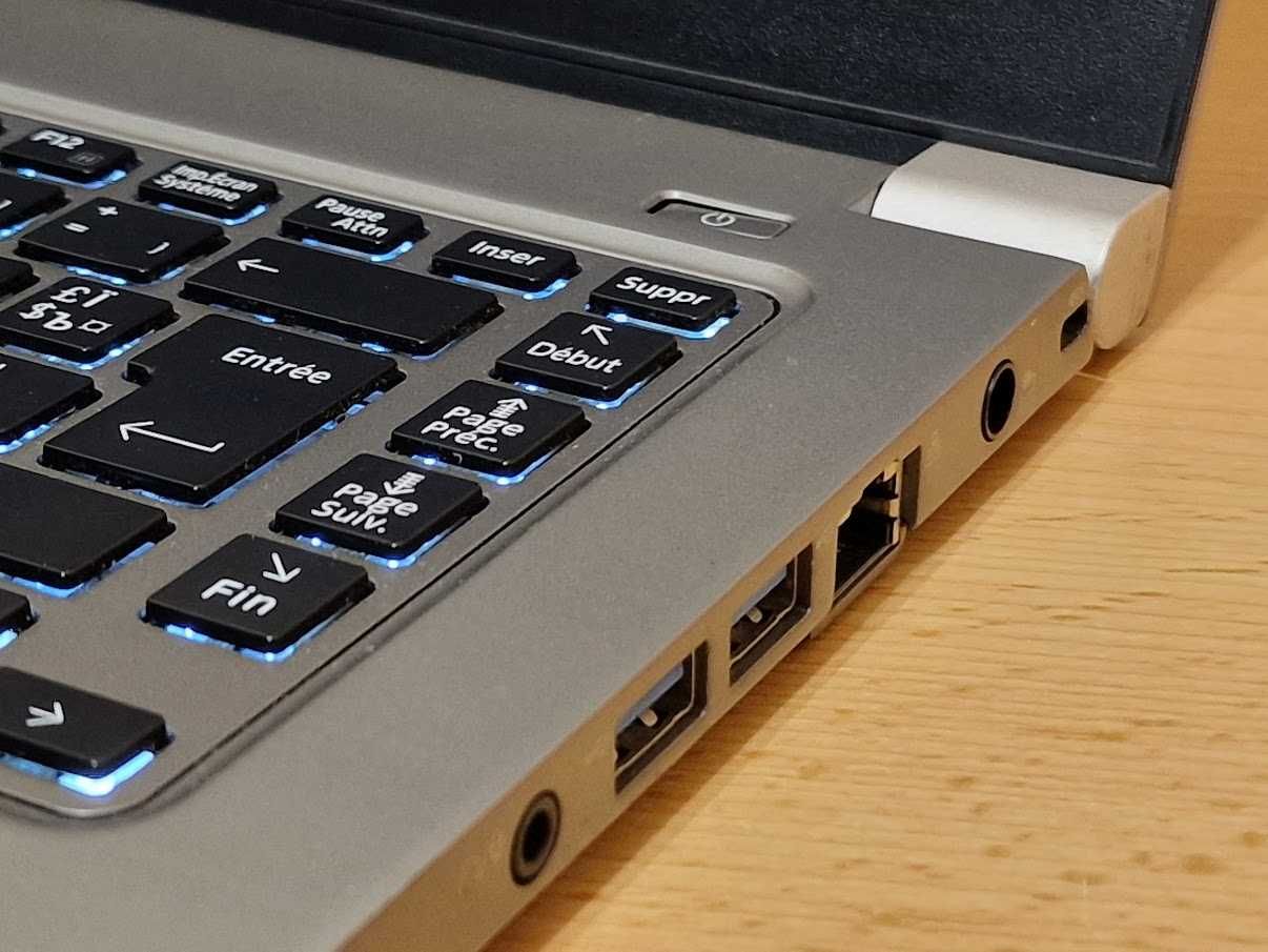 Ноутбук Toshiba Tecra Z40 Intel Core i5-5200U RAM8Gb SSD Батарея8годин