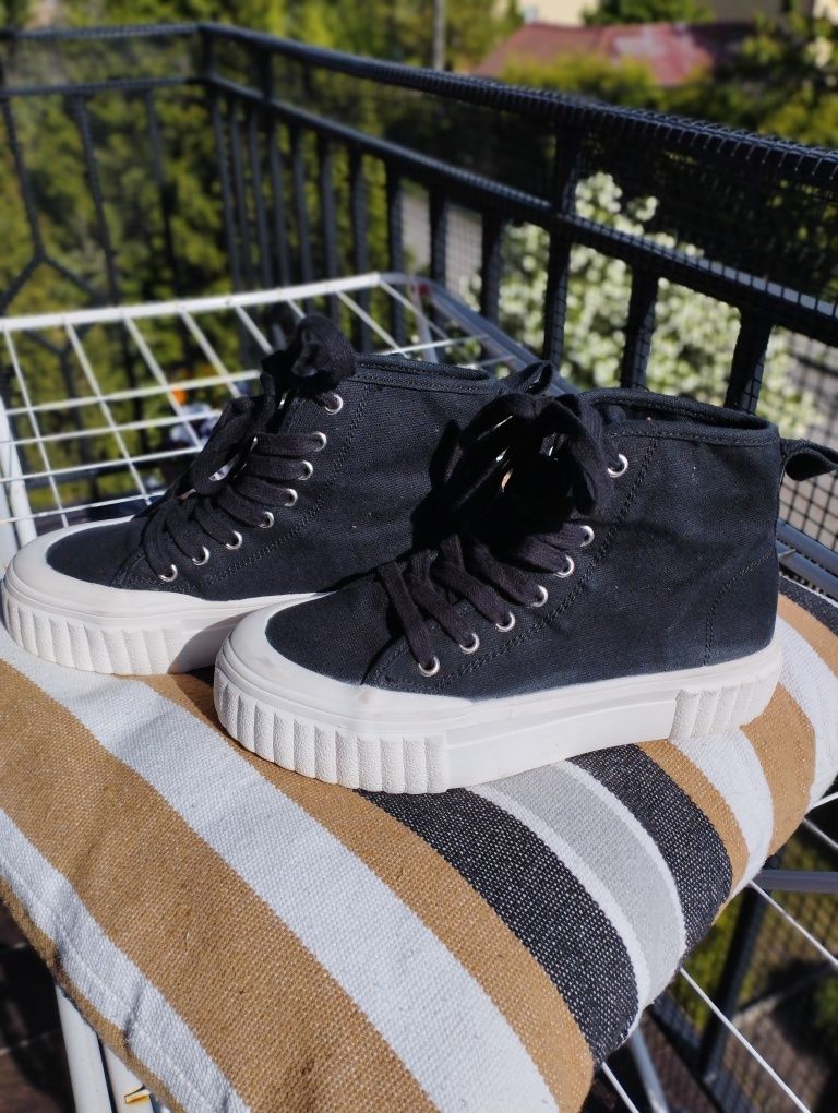 Primark trampki tenisówki buty sportowe sznurówki czarne r.36