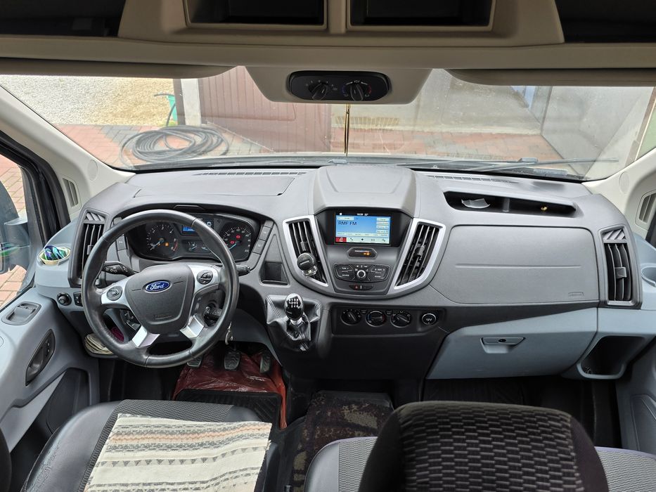 Ford Transit 9 osobowy zadbany