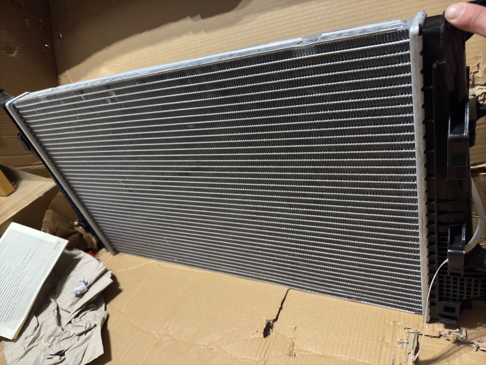 Радиатор Рено Меган 3 ( Megan ) (RS) (1.6-2.0) MAHLE CR 24 000S