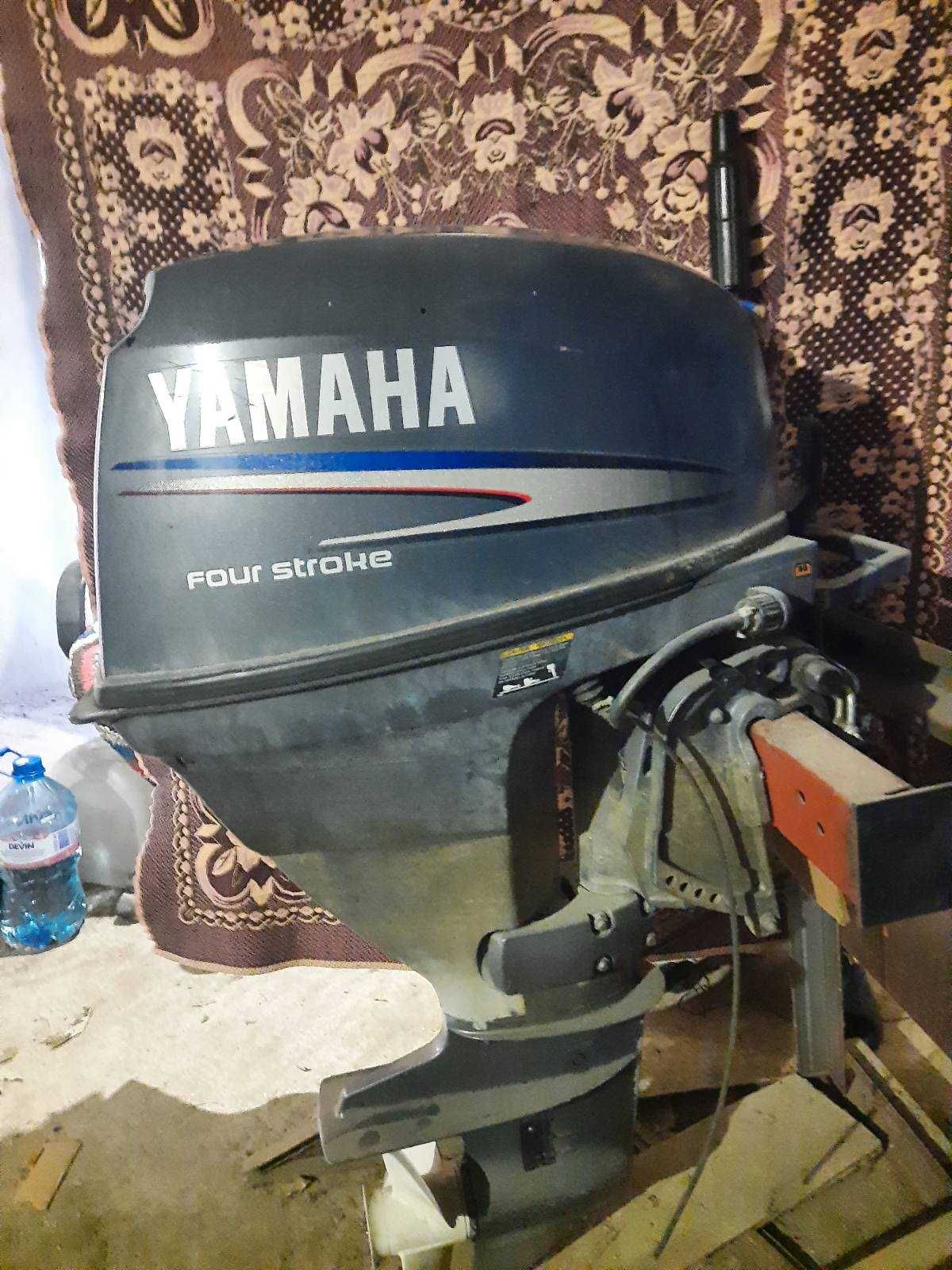 Продам двигун на човен YAMAHA 25