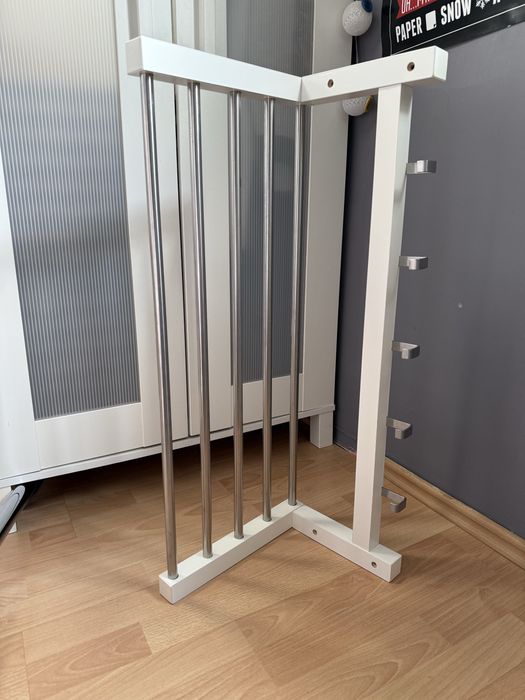 Półka na ścianę wieszak na kurtki Ikea Tjusig