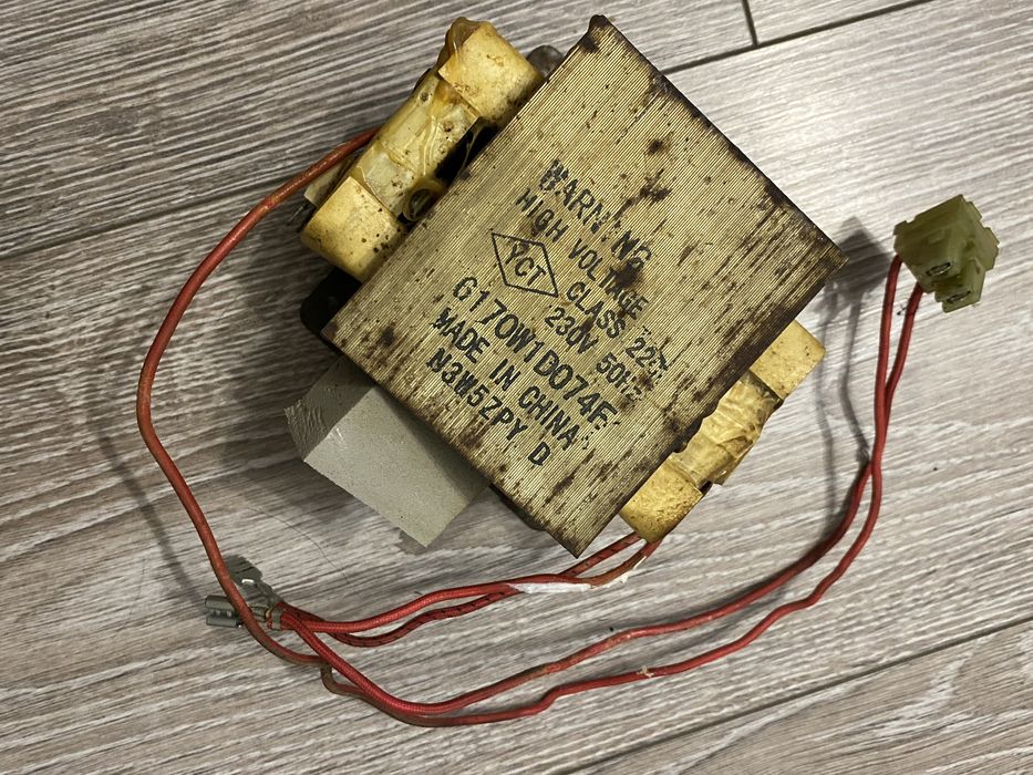 Деталі від мікрохвильової пічі LG MB-4042G (електроніка)