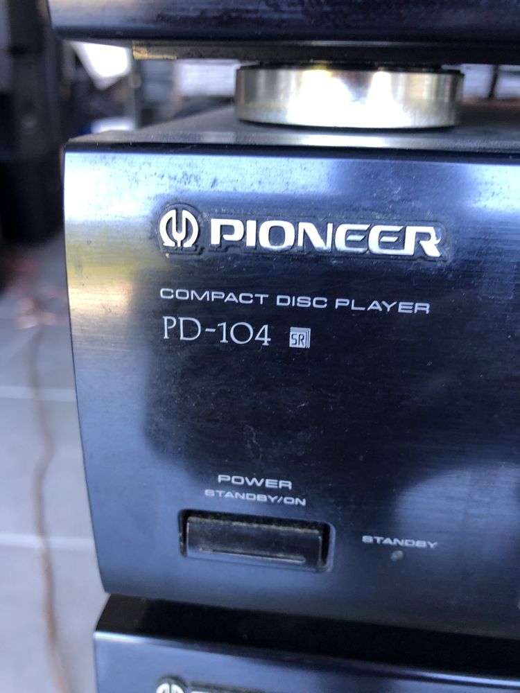 Wieża Pioneer  z Głośnikami 370 w Japan