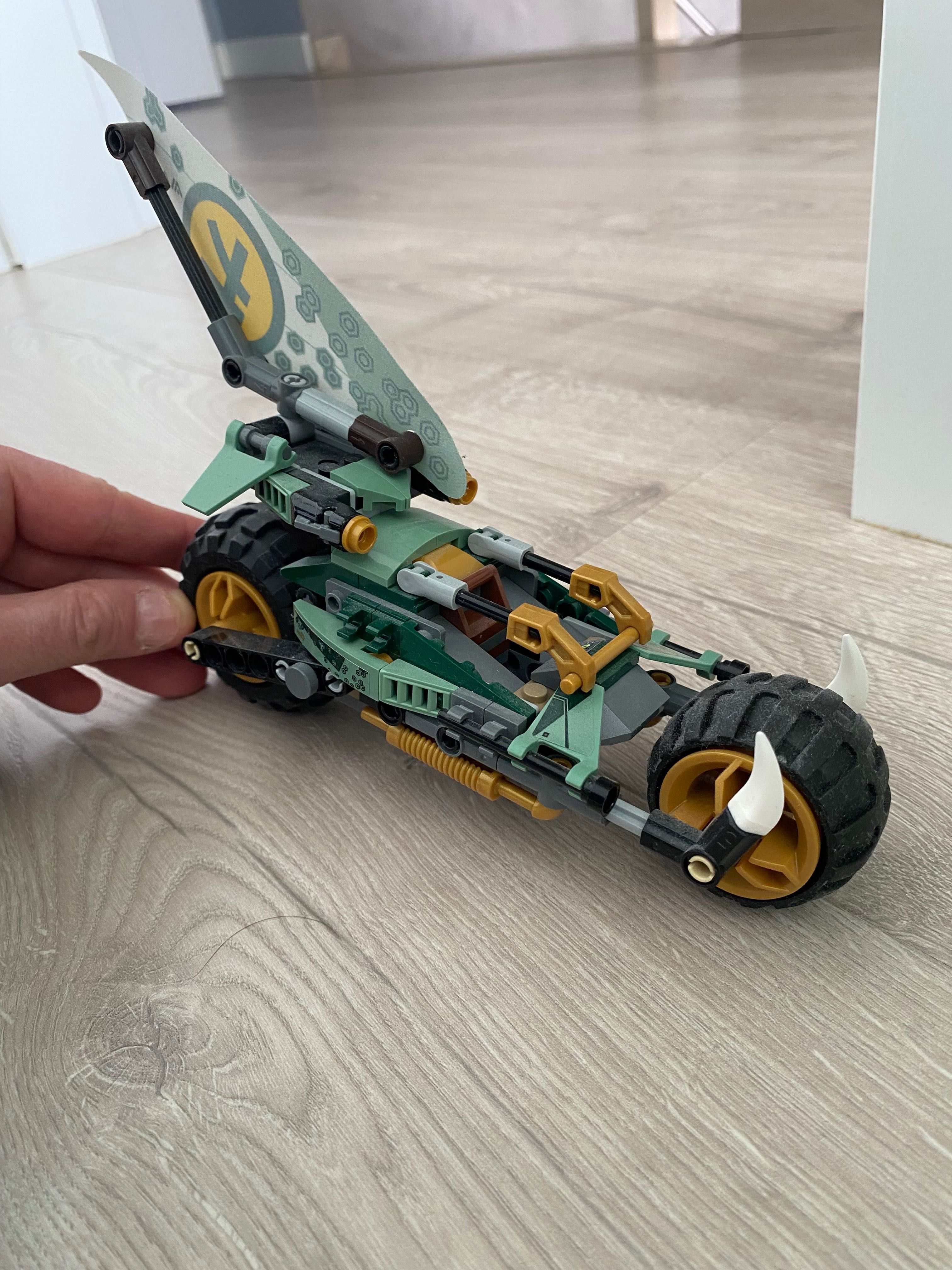 Lego Ninjago pojazdy