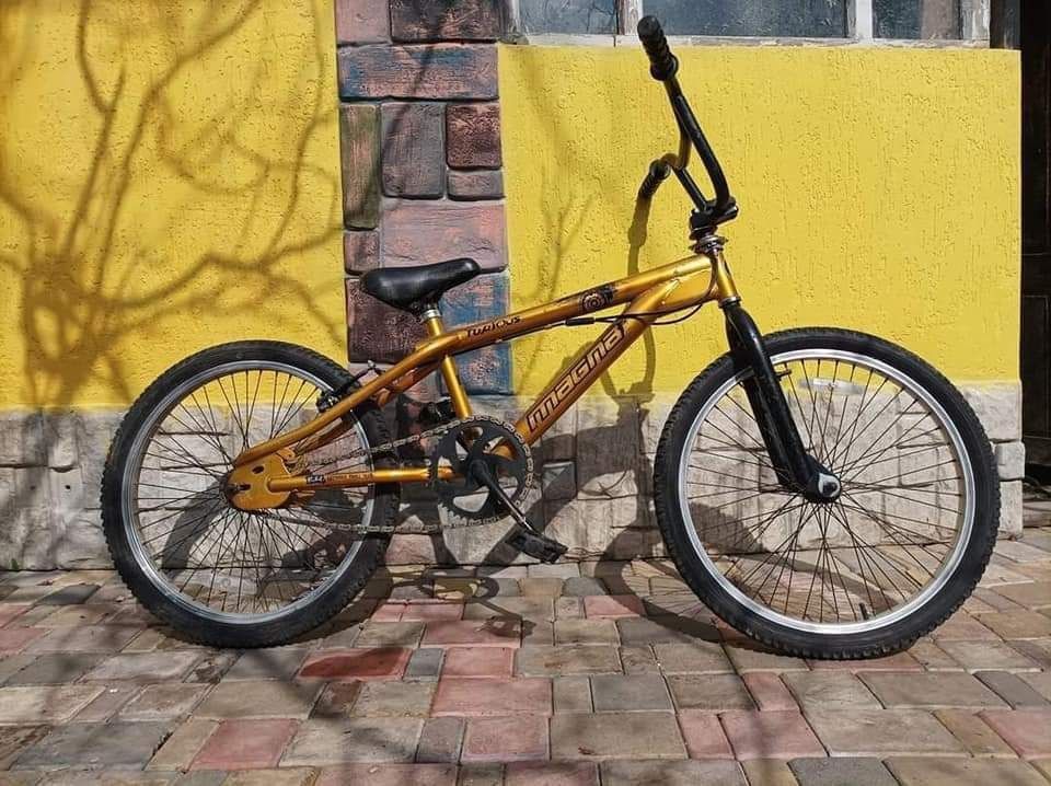 Продам трюковой велик BMX