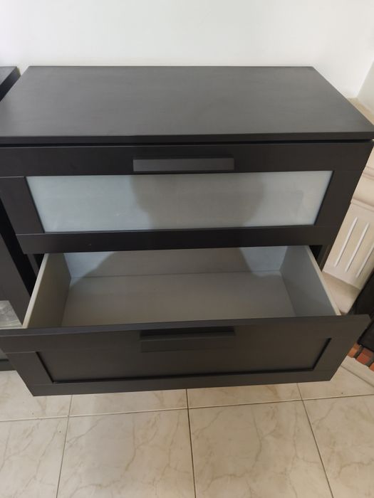 Cómoda com 3 gavetas