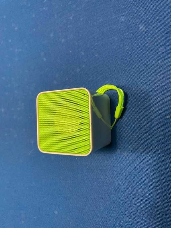 Przenośny mini głośnik Bluetooth zielony