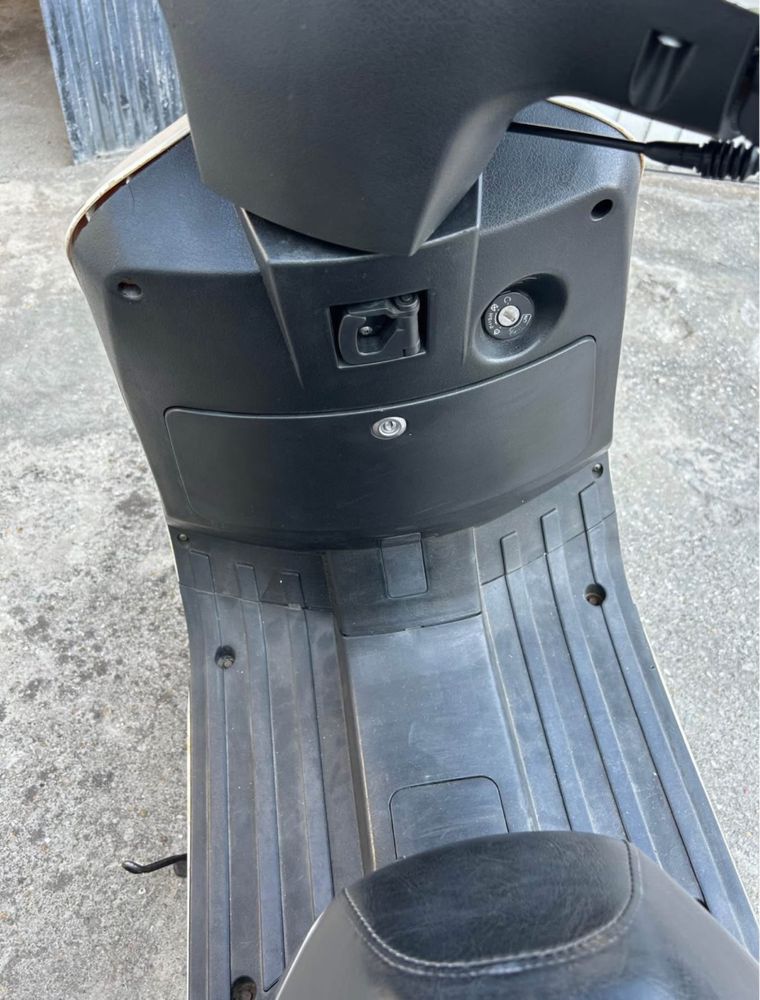 Scooter GOES ZN-125T