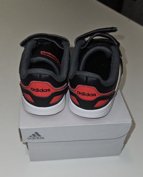 Buciki Adidas GW6607 VS SWITCH 3 CF Irozmiar 21
