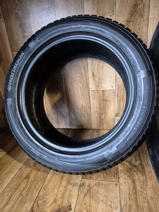 205/50/16 Hankook Para zima 7,5mm 18r