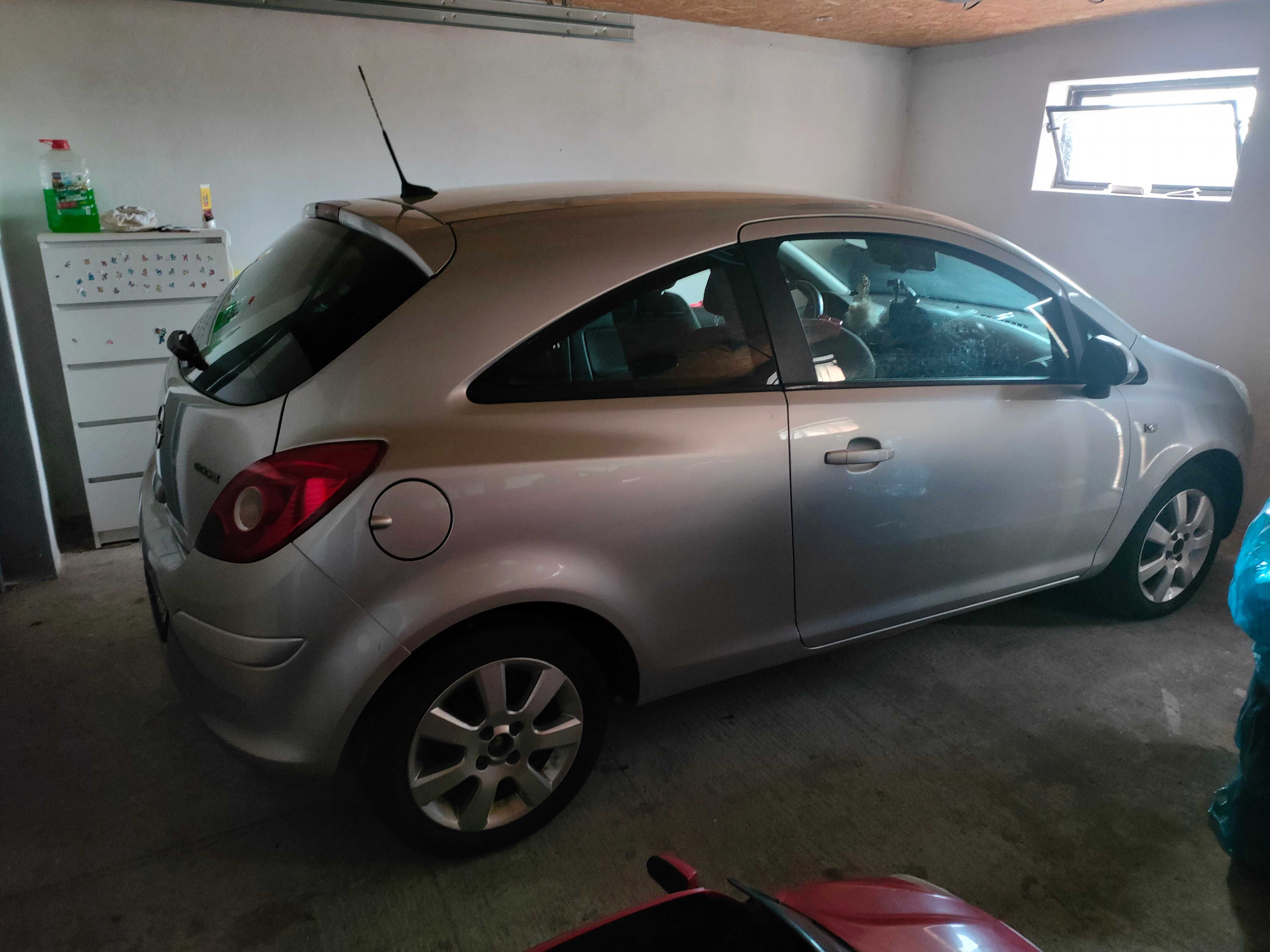 Corsa d 1.3cdti,długie oplaty