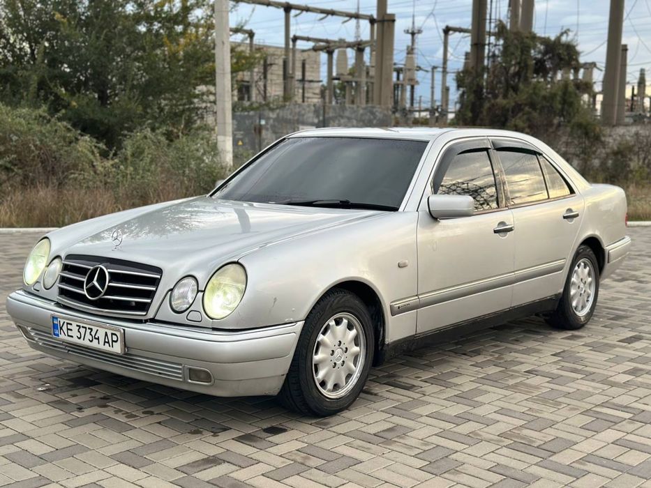 Mercedec w210 в хорошем состоянии