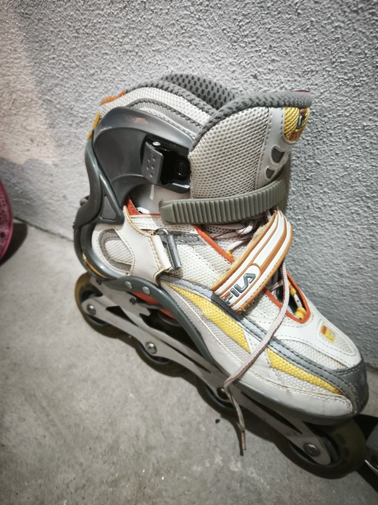 Patins em linha tamanho 39