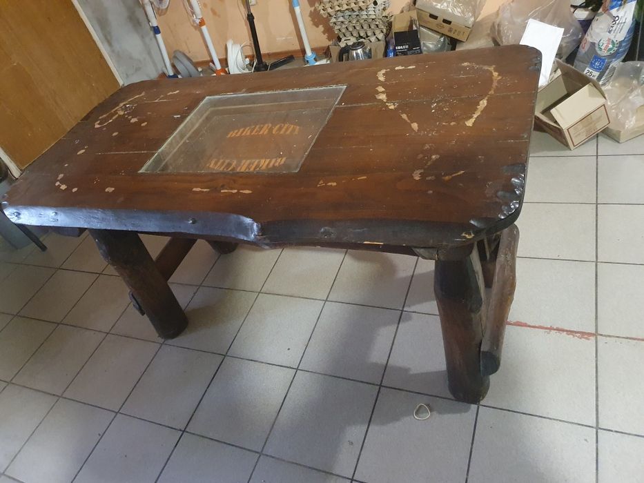 Стол для дачи или кафе