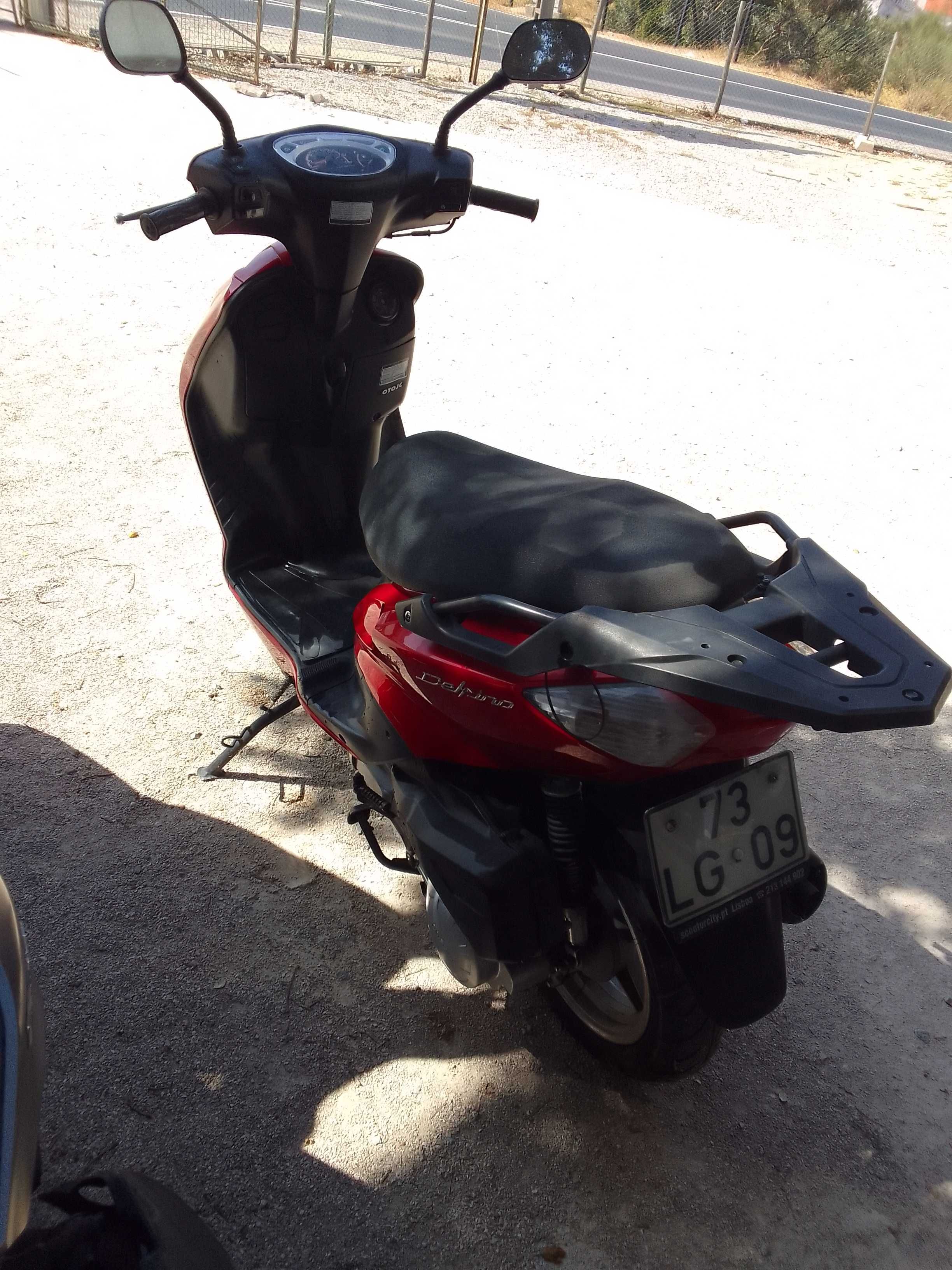Mota como nova apenas 7000km