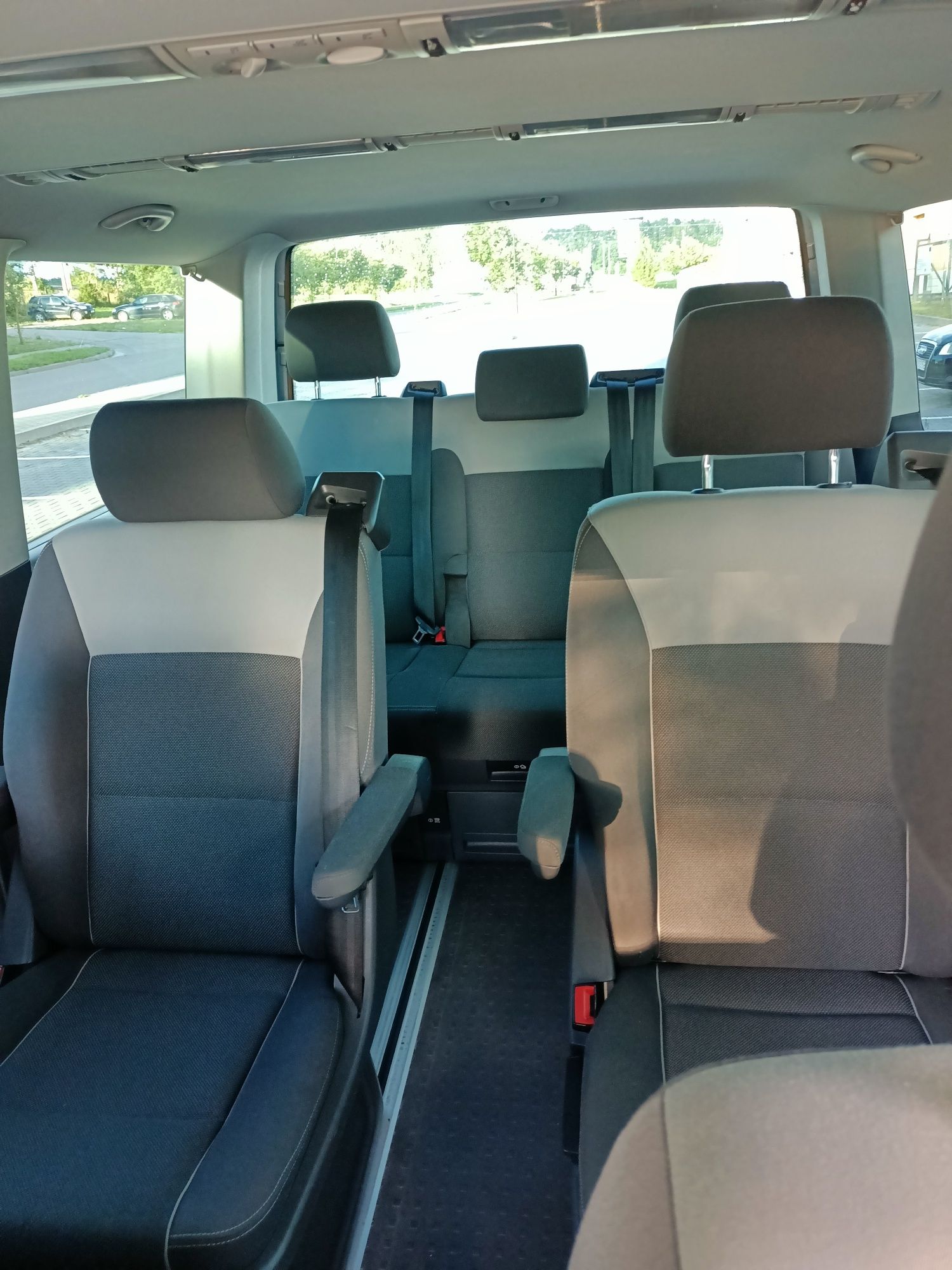 VW Multivan 2.0 140Km