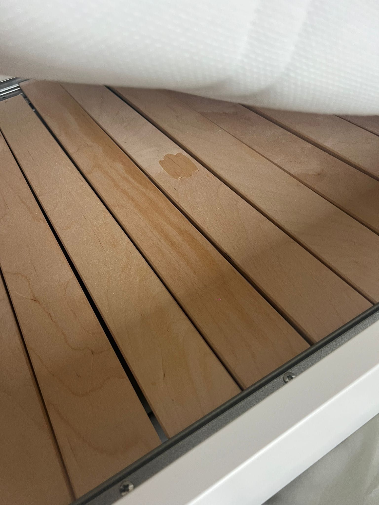 Cama de solteiro IKEA FLEKKE 80x200 com dois colchões incluídos