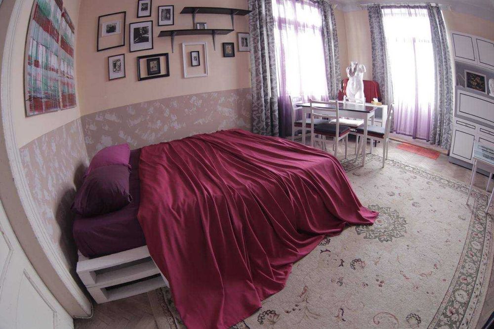 Оренда 2-кімнатної квартири по вул. Мельника Ближній Центр Політехніка