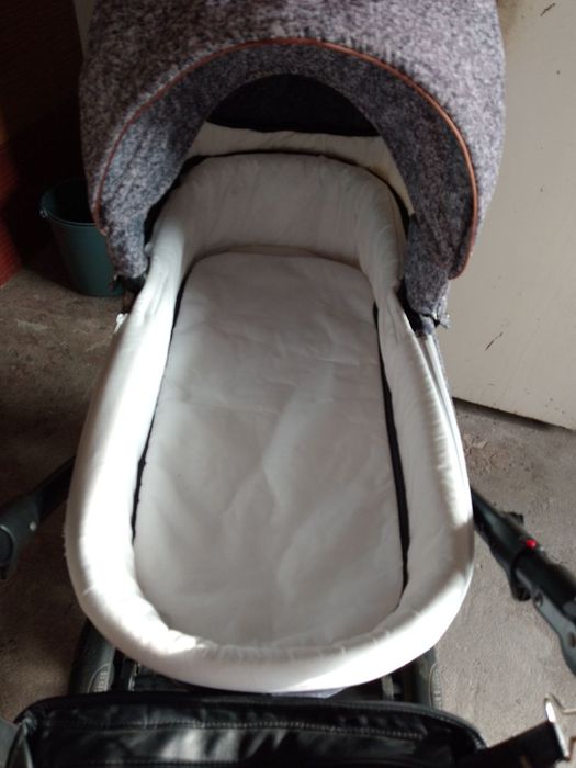 Коляска детская  Веха 2в1