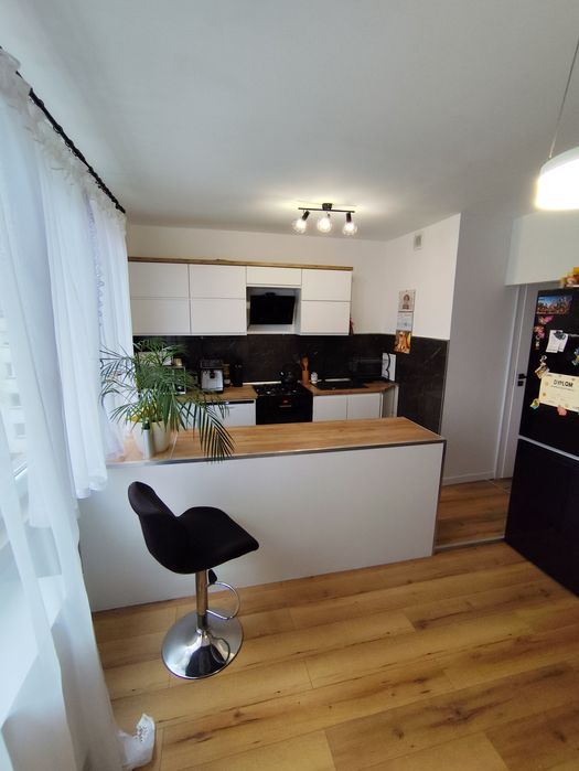 Sprzedam Przestronne 3 pokojowe mieszkanie !!!