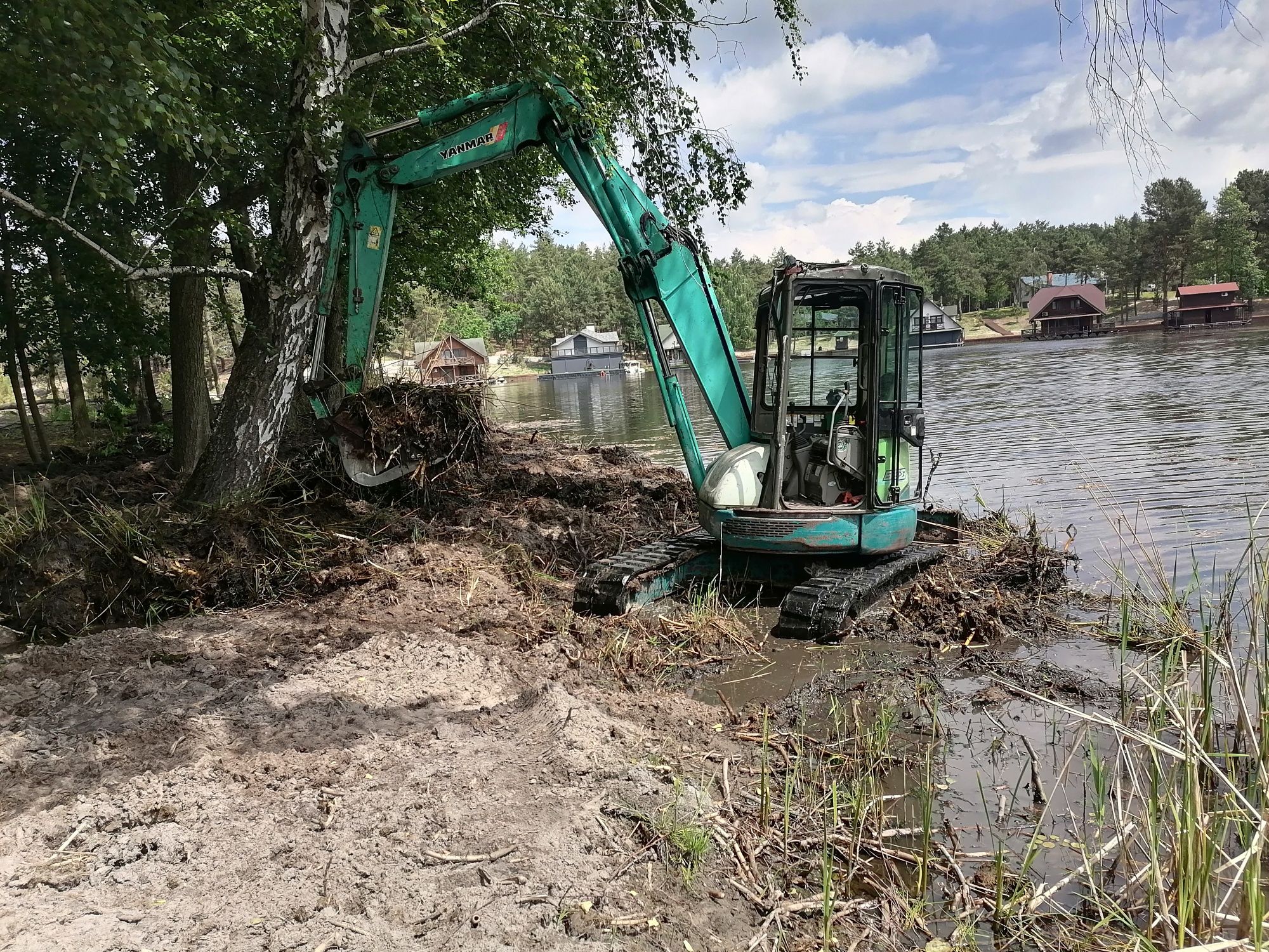 Услуги Оренда Послуги ескаватора міні  чистка озер ставків річок.