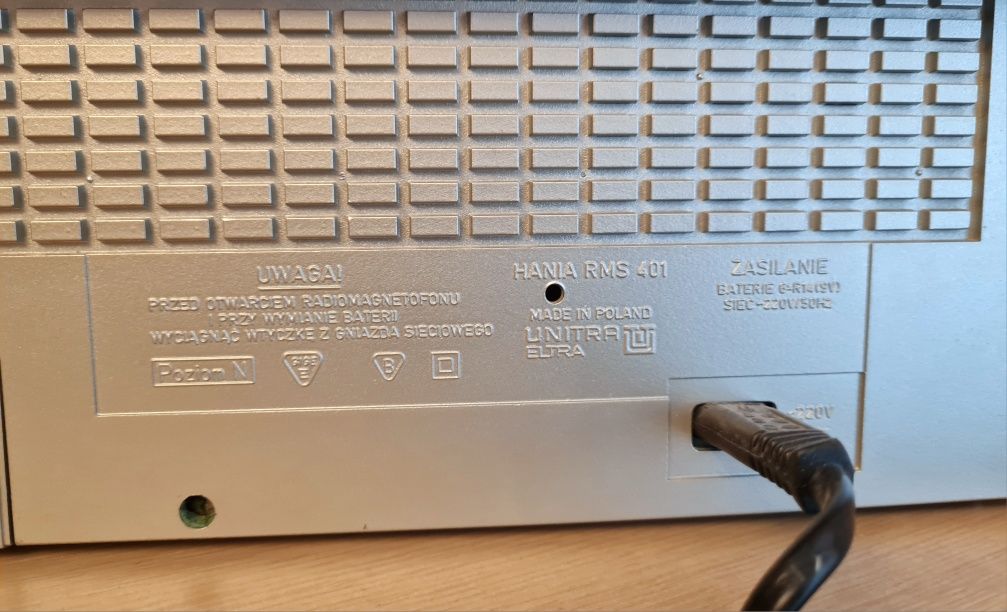 Radiomagnetofon Hania RMS 401 idealny