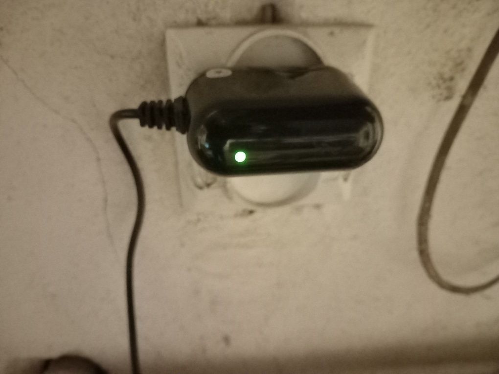 Ładowarka sieciowa do telefonu 1 m USB micro