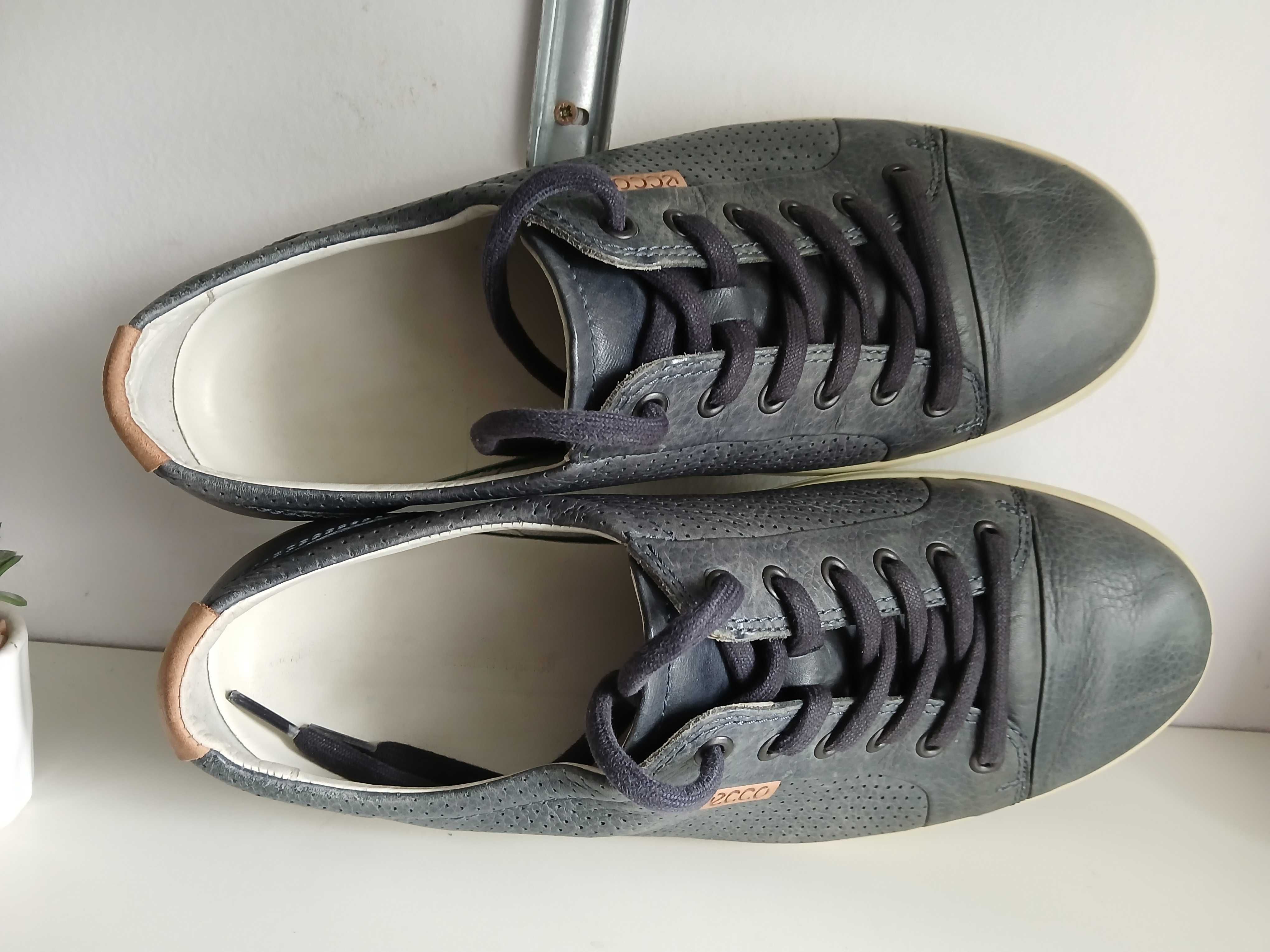 Buty Ecco Soft 7 r. 44