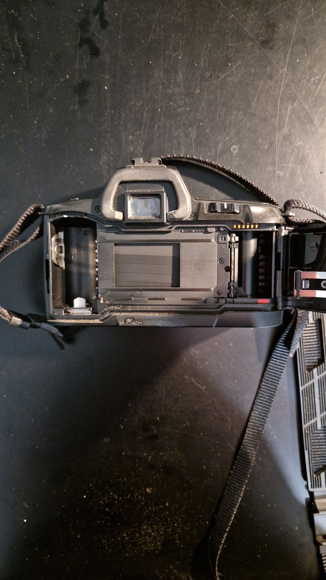 Aparat Minolta DYNAX 303si