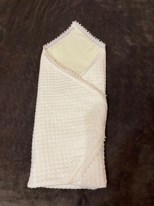 Дитячий плед з мереживом (з утепленням зсередини)