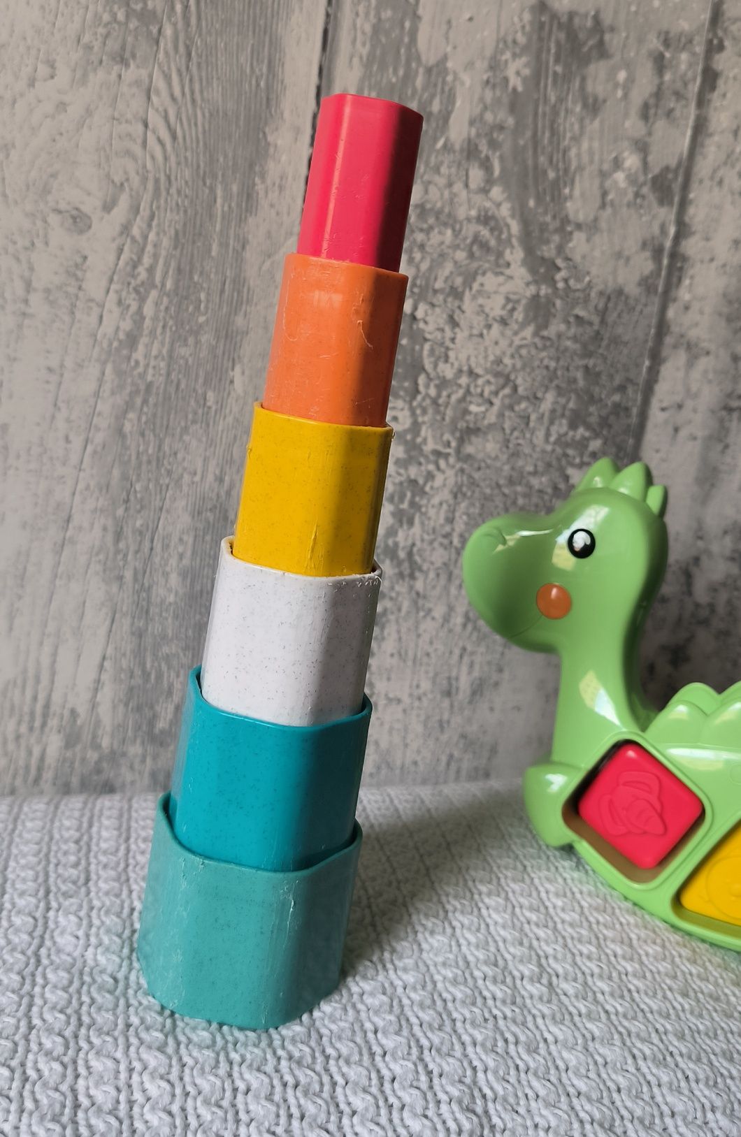 Edukacyjna stacja szczeniaczka Fisher Price 15 klocków gratis sorter