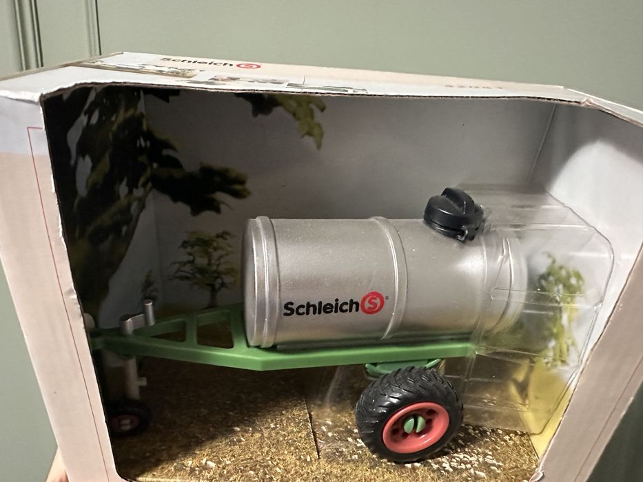 42041 Schleich цисцерна з водою