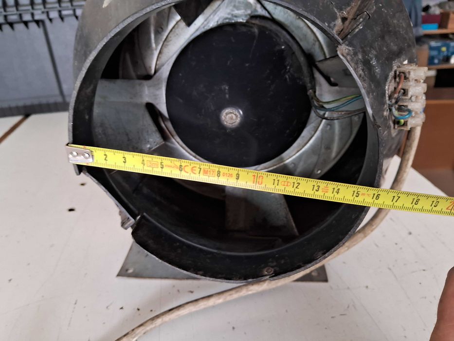 Канальний вентилятор б/в