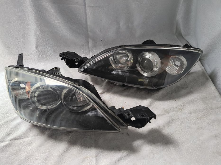 Komplet lamp lamp lewa i prawa Mazda 3 Europa komplet